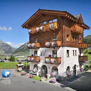 https://hotel-piccolo-mondo-livigno.it-lombardy.com